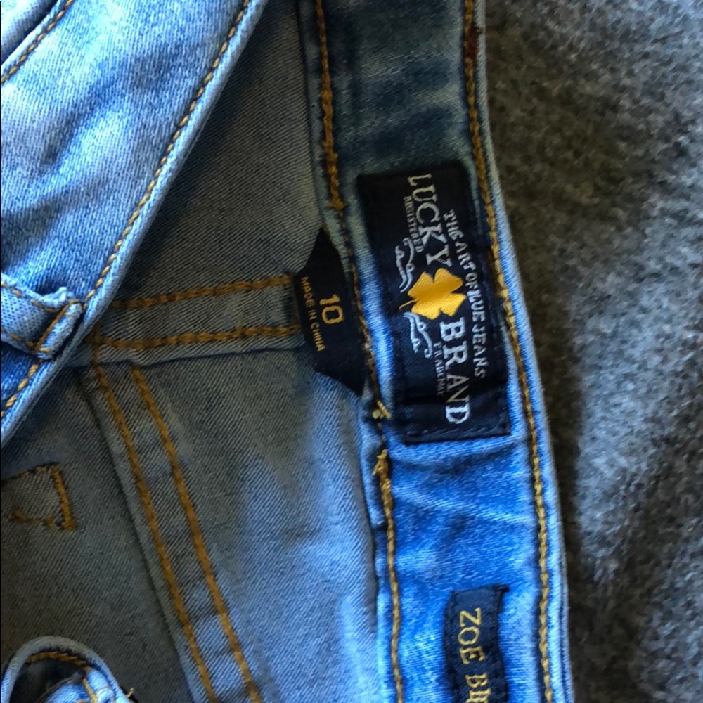 Shorts - Picture 3 of 3